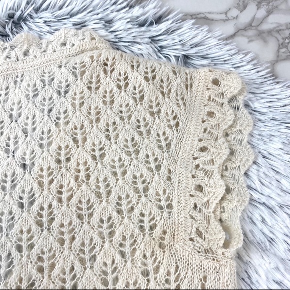 Old Navy Ivory Crochet Shrug Cardigan EUC - Picture 6 of 9